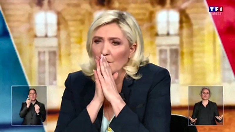 Figure 15. Marine Le Pen : mains jointes ascendantes et résistance argumentative — 67 min 50 s/67 min 51 s